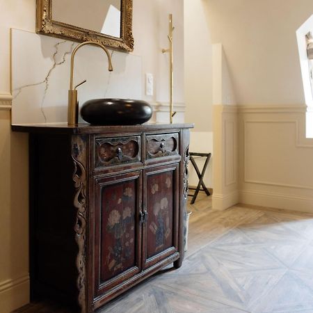 לינה וארוחת בוקר אוטואר Manoir De Laroque Delprat מראה חיצוני תמונה