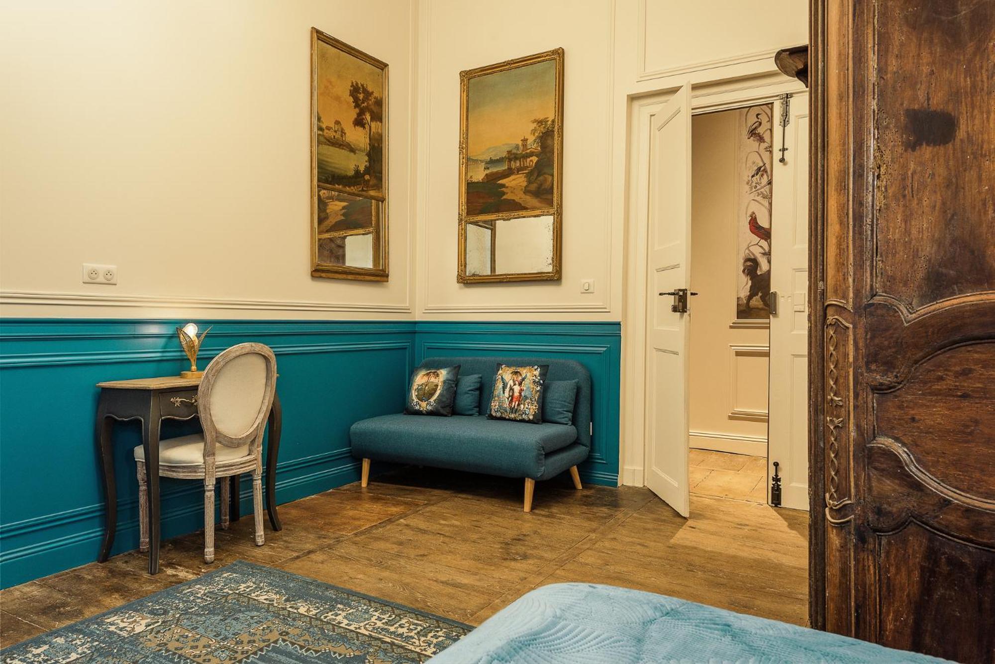 לינה וארוחת בוקר אוטואר Manoir De Laroque Delprat מראה חיצוני תמונה