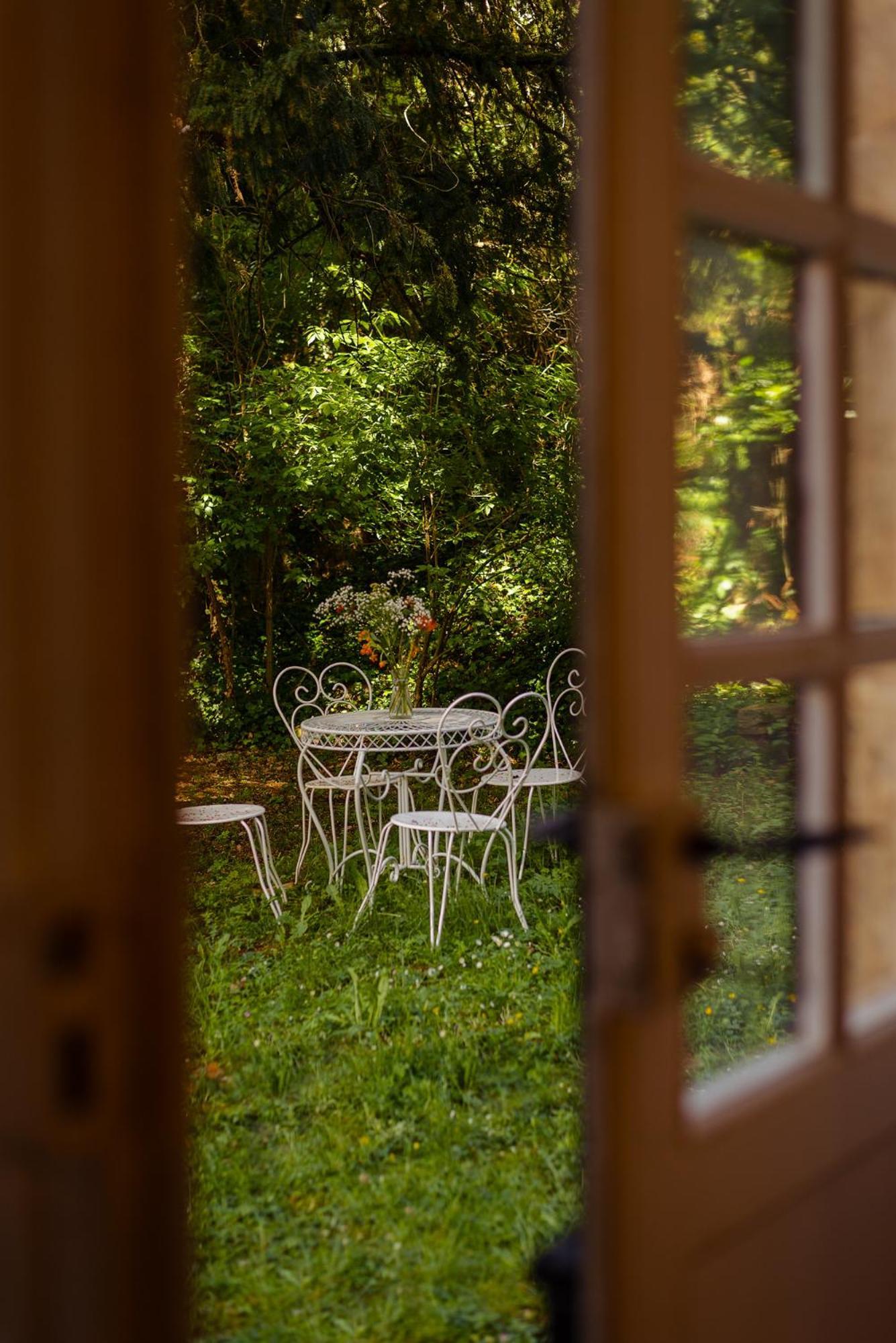 לינה וארוחת בוקר אוטואר Manoir De Laroque Delprat מראה חיצוני תמונה