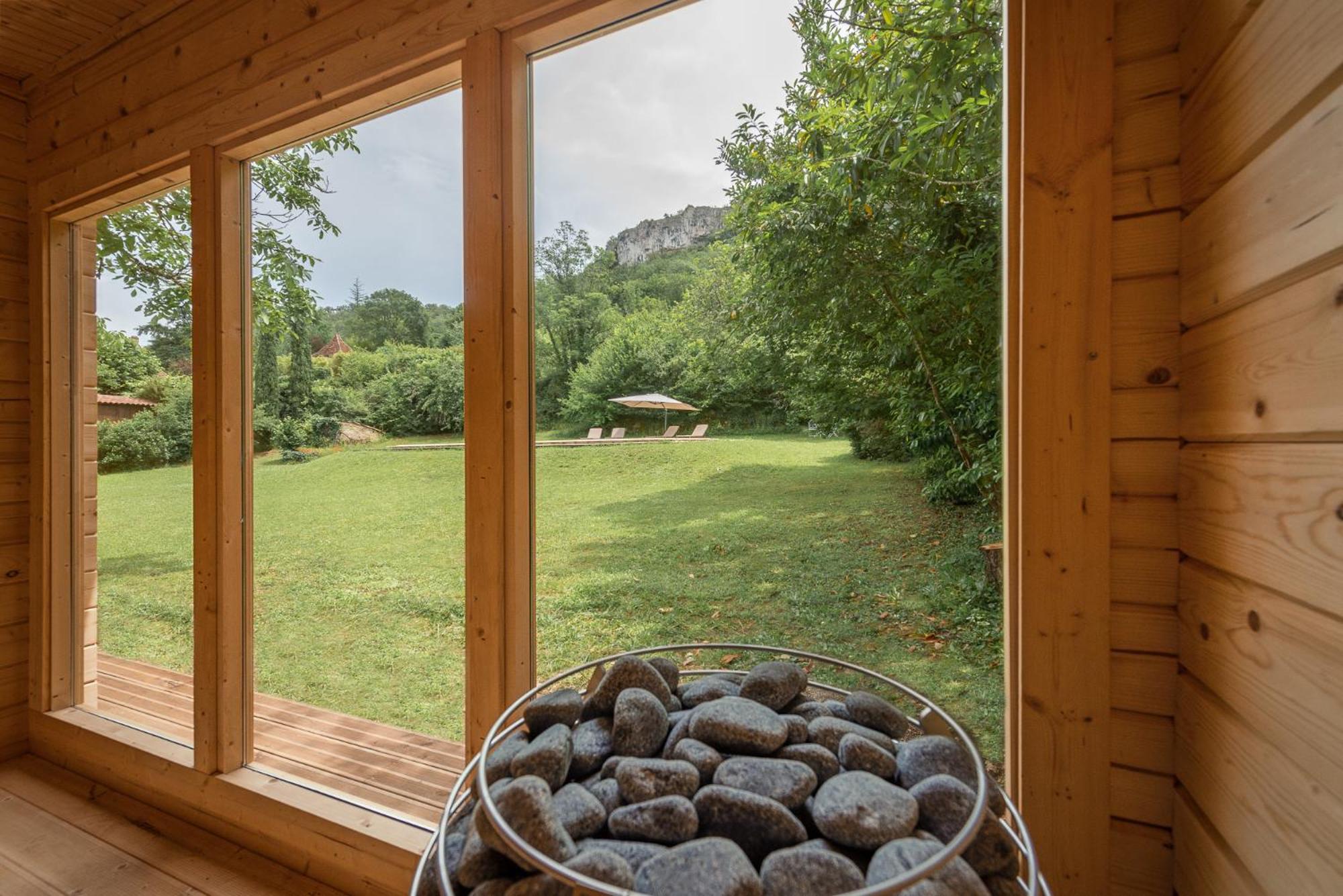לינה וארוחת בוקר אוטואר Manoir De Laroque Delprat מראה חיצוני תמונה