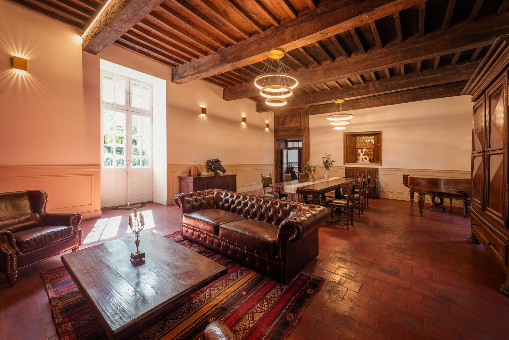 לינה וארוחת בוקר אוטואר Manoir De Laroque Delprat מראה חיצוני תמונה